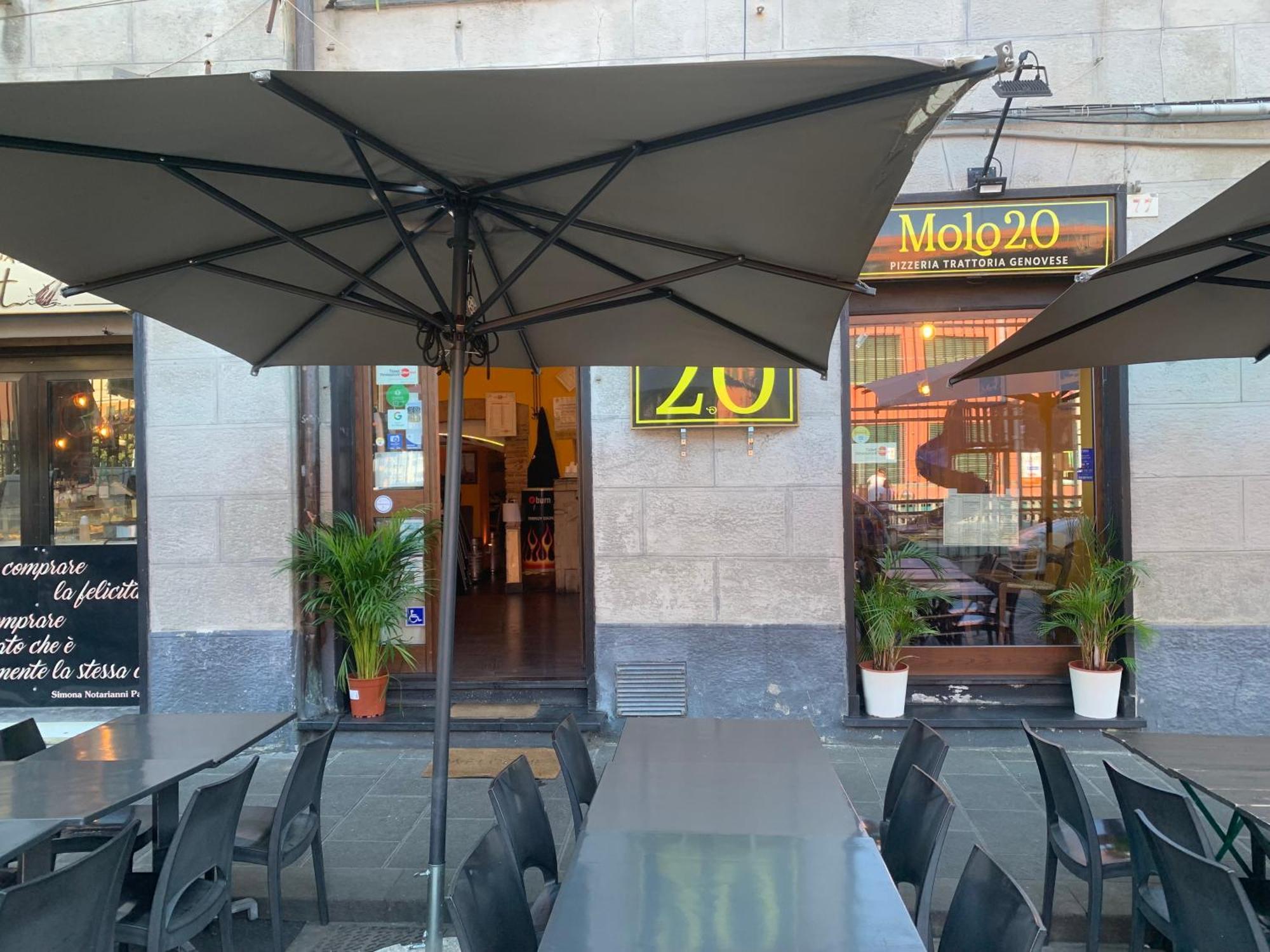 The First Molo Acquario, Porto Antico, Porto, Centro Storico Apartment *